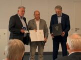 Stadtrat Wolfgang Stern mit Verdienstmedaille der Rentenversicherung ausgezeichnet