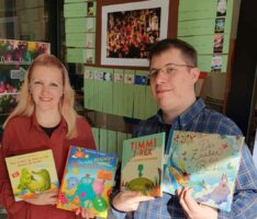 Leimener Büchertisch 2023: Abreißkalender ermöglicht gefragte Bücherspende