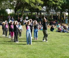 Tolles Leimener Apfelkuchenfest: Über 50 Apfelkuchen – Nach 2 Stunden ausverkauft