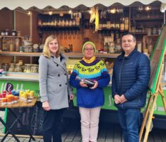 Zwei neue Stände auf dem Leimener Wochenmarkt: „sell & ebbes“ und „Dampfini“