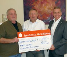 Sparkasse Heidelberg spendet 750€ für den Leimener Sozialfonds