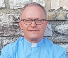 Der neue katholische Pfarradministrator Pfarrer Bernhard Pawelzik stellt sich vor