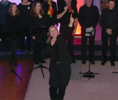 Begeisterndes Konzert von Bright-Light – Unerwartete Verstärkung von der Empore