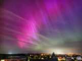 Spektakuläre Polarlichter auch bei uns sichtbar: Nachthimmel in magisches Licht
