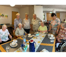 Senioren aus Gauangelloch besuchen Anna-Scherer Haus