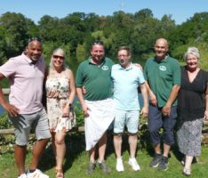 Backfischfest am idyllischen Diljemer Waldsee – Unverwechselbar, oder?