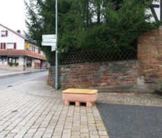 Wanderndes Stadtmobiliar wird in Gauangelloch ausprobiert – Versuchsphase in Kirchstraße