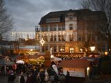 Theodor-Heuss Grundschulkinder begleiteten Sandhäuser Weihnachtsmarkt-Eröffnung