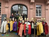 Die Sternsinger waren überall unterwegs – Auch in Rathäusern und Kindergärten