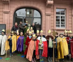 Die Sternsinger waren überall unterwegs – Auch in Rathäusern und Kindergärten