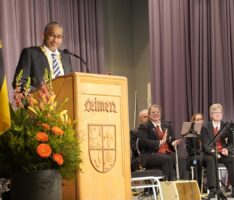 Erster Neujahrsempfang von OB John Ehret – Gastredner Gaudo referierte über Humor