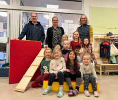 Einnahmen aus dem Fest der Vereine an den Friedrich-Fröbel-Kindergarten übergeben