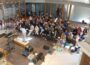 Musikalische Einheit inmitten von Baugerüsten: Sandhausen singt gemeinsam