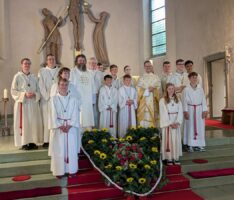 Herz-Jesu-Patrozinium: Leimens neue Tradition mit Burger und Orgelrätsel