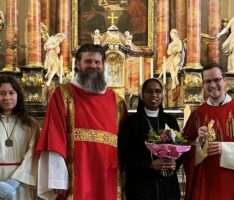 Einführung der neuen Ordensschwester Sr. Benitta Mary im Konvent in Nußloch
