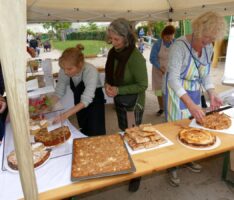 Apfelkuchenfest: Großartige Stimmung und leckere Kuchen im Menzerpark