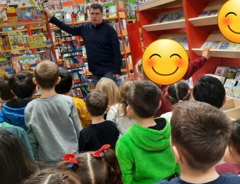 „Wolkenkinder“ zu Besuch in der Stadtbücherei Leimen