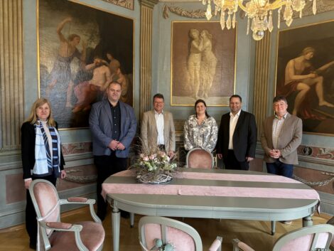 Herzliches Wiedersehen: Delegation aus der Patengemeinde Mány zu Gast in Leimen