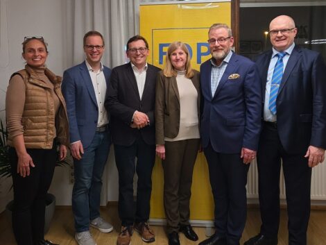 Zwischen Geschichte und Gegenwart: <br>Vortrag über die Zukunft der Demokratie