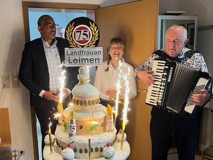 Jubiläum: 75 Jahre Landfrauen Leimen – <br>Martinée im Weingut Adam Müller