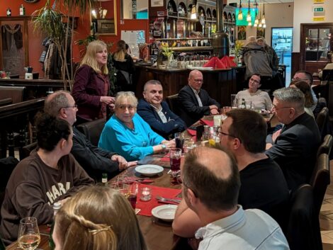 Geburtstag im kleinen Kreis: Gerd-Peter Gramlich feiert im Leimener Brauhaus