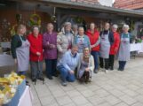 AWO-Ostermarkt in der Begegnungsstätte: Viel Handarbeit und leckere Kuchen