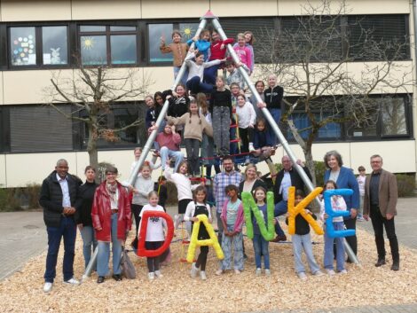 Neue Seilpyramide auf dem GSS-Schulhof – Dietmar-Hopp-Stiftung förderte mit 9.000 €