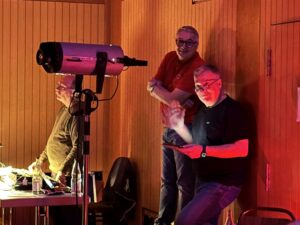 Technikteam an Licht- und Tonplatz in der Halle beim Konzert der Heidelberger Starfighters.