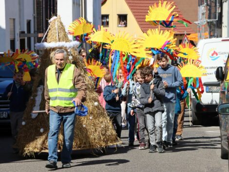Sandhäuser Frühlingsmeile und Sommertagszug sind am Sonntag Anziehungspunkt
