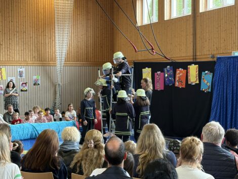 Akrobatik, Jonglage und Clownerie: Zirkusprojekt der Turmschule endet mit großer Show