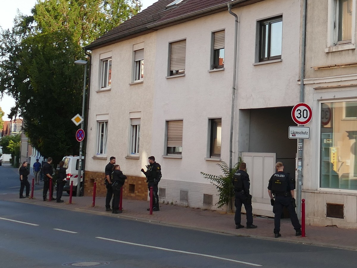 Größerer Polizeieinsatz in der St. Ilgener Straße am Montagmorgen