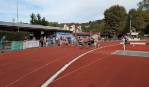 Spendenlauf der KuSG Leimen: Basketballjugend dreht Runden für den guten Zweck