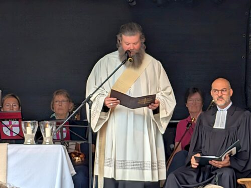 Kirche und Heimatkunde – Ein etwas anderer ökumenischer Kerwe-Gottesdienst