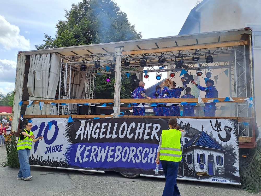 70 Jahre Angellocher Kerweborscht – Sean Musall wird neuer Kerwebürgermeister